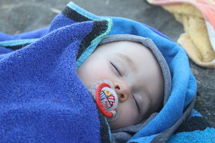 医院代生孩子睡觉老是哼哼唧唧 医院代生孩子睡觉老是哼哼唧唧